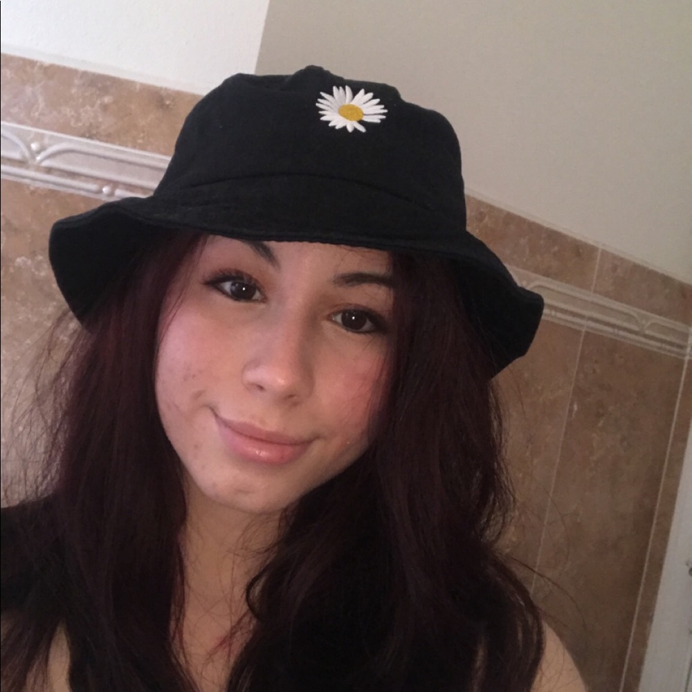 Meet your Posher, Catalina